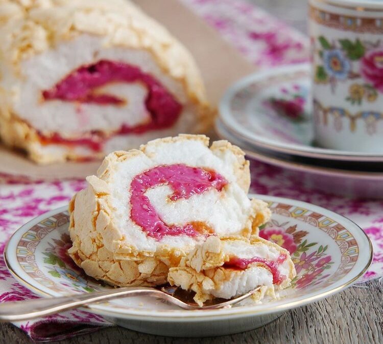 Cranberry Meringue Roulade