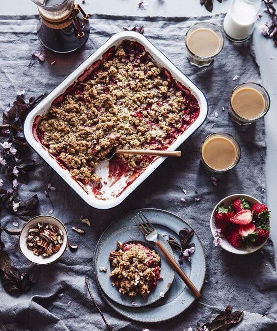 Rhubarb and Ginger Crumble