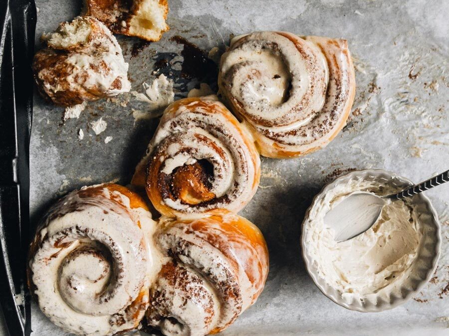 Giant cinnamon buns w/ cold brew cream