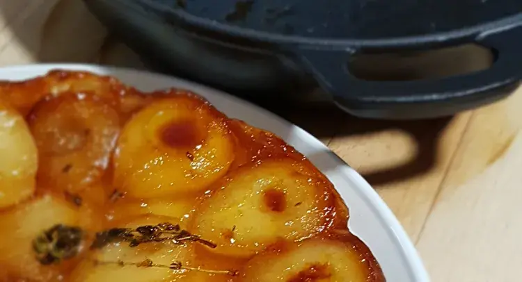 PEAR & LEMON THYME TARTIN