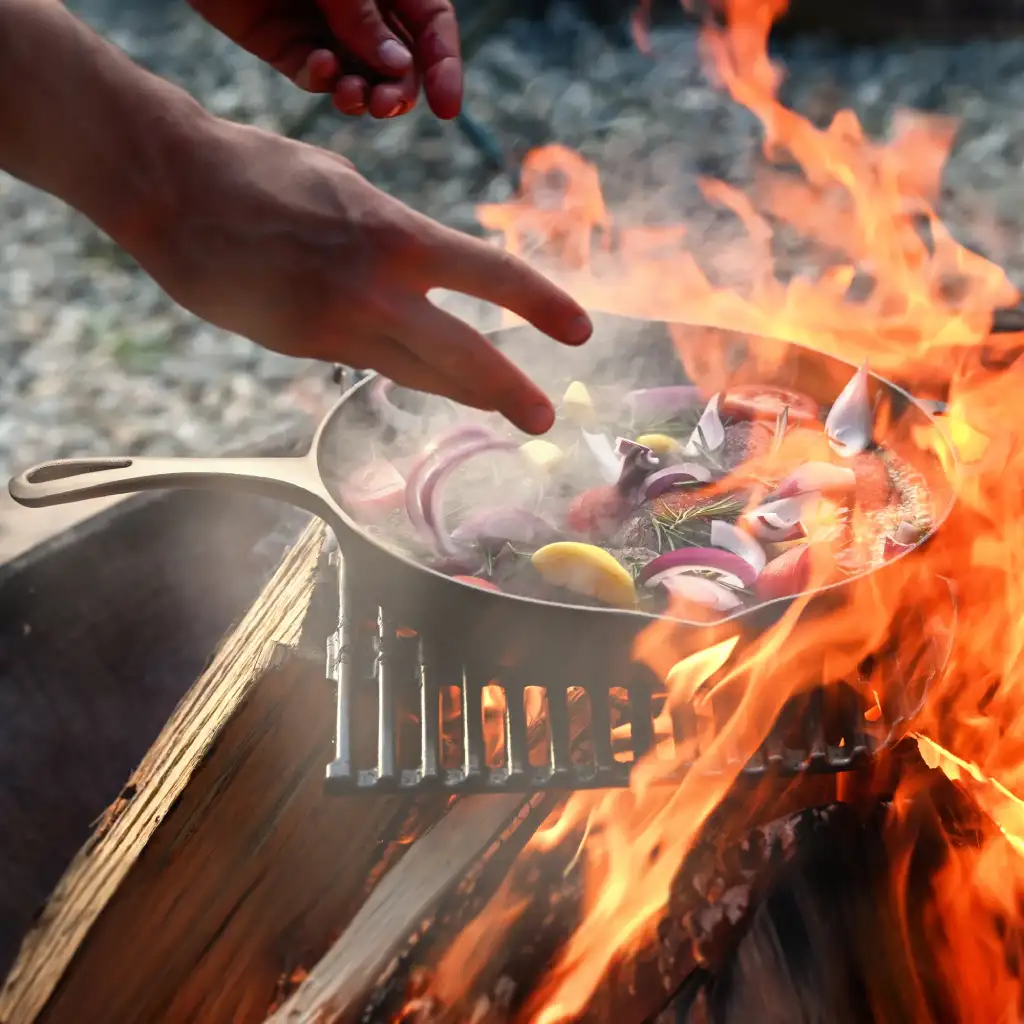 28cm Seasoned Cast Iron Legacy Pan - Image 7